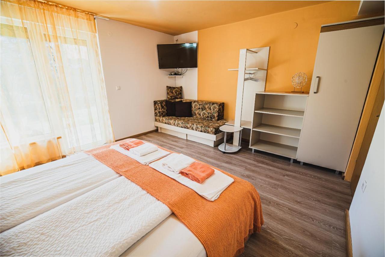 Apartma Rombon Brdo With Free Onsite Parking 보베츠 외부 사진