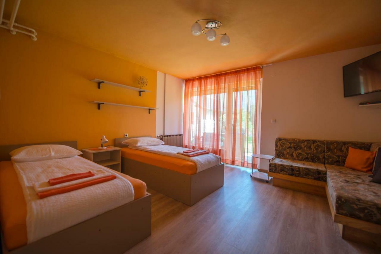 Apartma Rombon Brdo With Free Onsite Parking 보베츠 외부 사진